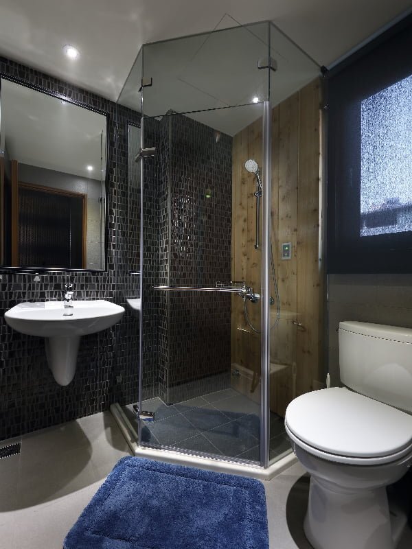Glazier Woronora Dam Campbelltown Glaziers 10 Woronora Dam Shower Screens
